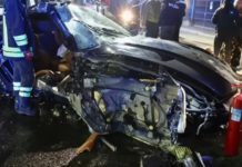 (Видео) Млад кошаркар во критична состојба: Пожарникари го извлекуваа од уништеното Ферари