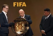 ФИФА воведува ново фудбалско правило: Ако играчите го направат ова, две минути ќе бидат надвор од теренот