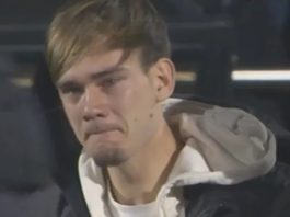 Traгедија: На фудбалерот на Ајакс му ја убија вереницата, избегаа од местото на настанот, целиот стадион плачеше (Видео)