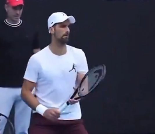 Ѓоковиќ го одработи првиот тренинг во Мелбурн и испрати јасна порака! (ВИДЕО)