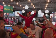 Ечат македонски песни во Хернинг: Фалангата со поддршка за ракометарите (Видео)