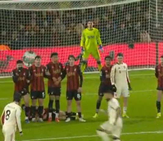 Шампионот на колена на „Виталити“: Борнмут го расплака Ливерпул (Видео)