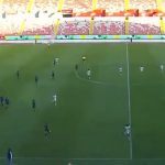 Тензии во Мексико: Фудбалерките избегаа од теренот поради звуци како пукање (Видео)