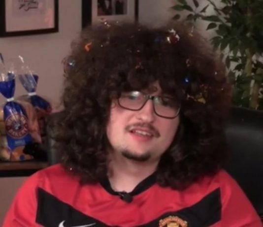 Срцепарателно писмо од навивачот за кого синоќа целиот свет навиваше за Манчестер Јунајтед (Видео)