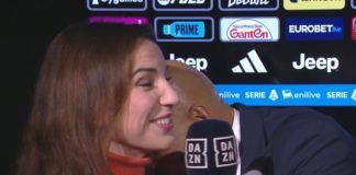 Тренерот на Јувентус ја бакна новинарката среде напад на судиите (Видео)