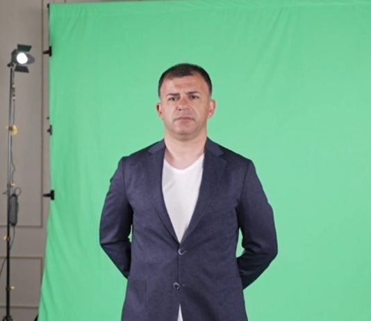 Ангеловски им даде поддршка на македонските фудбалери пред мечот со Данска (ФОТО)