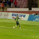 Урнебесен кикс во Турција: Ова не се гледа секој ден! (ВИДЕО)