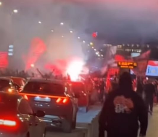 (Видео) „Комити“ вечерва го обоија Скопје во црвено-црно