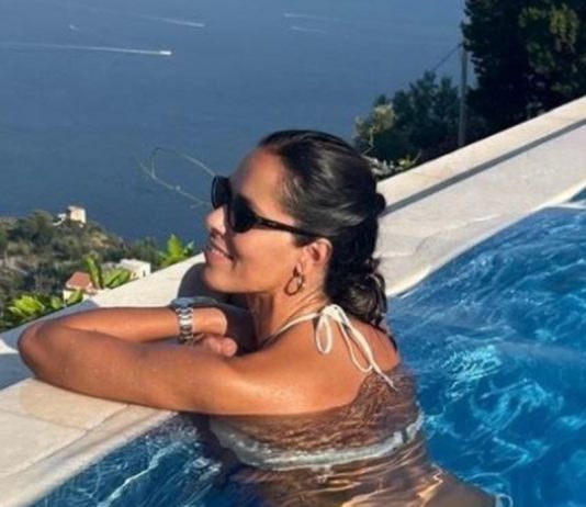 Ана Ивановиќ никогаш не изгледала подобро, поранешната тенисерка по разводот уште попривлечна! (ФОТО)
