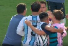ФИФА ѝ ги олесни казните на Аргентина за дивеењето на финалето на СП