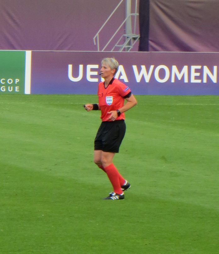 Женски фдбалси сдиа FIFA - UEFA Women