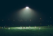 Ранета Шкотска кон Скопје: Швајцарија 3-0 на Хемпден по црвениот на Хендри Фудбал Хемпден Шкотска Швајцарија