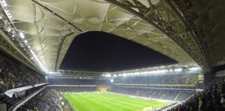 Фенербахче со трипрозорна забрана од ФИФА поради ратата за Ен-Несири Стадион на Фенербахче
