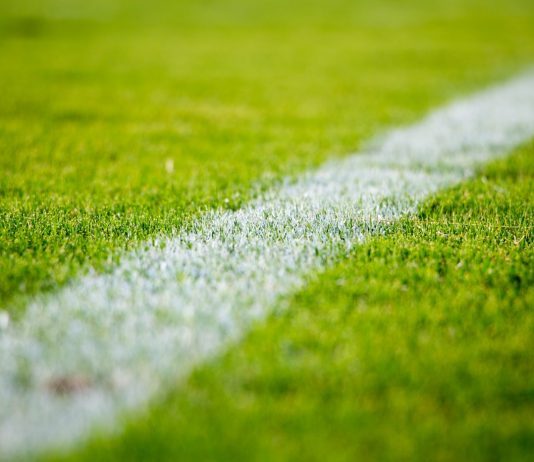 Олимпијакос 2-1 против Јагелонија - Јаремчук го реши мечот во 84тата минута Фудбалски терен - Олимпијакос 2-1 Јагелонија