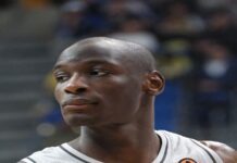 Партизан го врати Банџа Си - краткорочен договор за „Air France“ Банџа Си во дрес на Париз Баскетбол во Евролигата