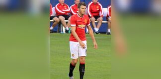Јунајтед во кризни разговори за иднината на Карик Мајкл Карик во дресот на Манчестер Јунајтед