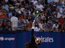 Алкараз со нов изглед и стара форма во Шангај: 6-3, 6-3 против Серундоло за 66 минути, Циципас ја прослави 400тата победа во кариерата Алкараз го сврте Мунар и е во финалето во Токио: 5-7, 6-3, 6-1