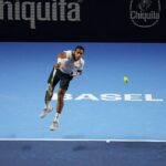 Оже-Алијасим во четвртото коло во Шангај: 6-3, 4-6, 6-1 против Карењо Буста, следен е Рууд Феликс Оже-Алијасим на АТП турнир