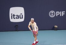 Сензација во Шангај: Бергс го елиминира Алкараз со 7-5, 7-6(4), Зверев сигурен за број 1 на крајот од годината Зизу Бергс на тениски турнир