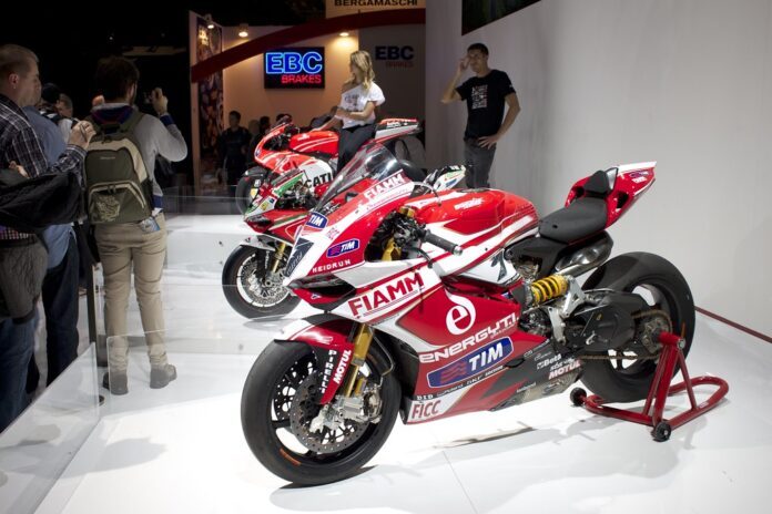 Маркез победи во спринтот на Мотеги, Мореира со историски подиум за Бразил Ducati racing motorcycle