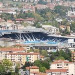 Елмас ја затресе мрежата во лудото 4-4 на Аталанта со Фрозиноне Стадионот на Аталанта во Бергамо од птичја перспектива