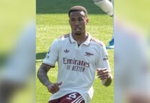 Арсенал со 2-0 против Евертон се израмни со Сити на врвот Габриел Магаљаеш во дресот на Арсенал