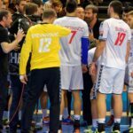 Вујовиќ ја напушти клупата на Катар по среброто на Азиските игри: „Заслужив подобра понуда“ Веселин Вујовиќ на клупата како ракометен тренер