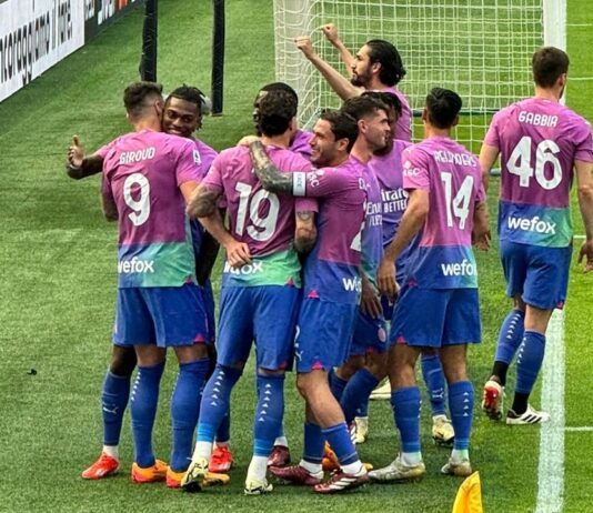 Милан и Јувентус со гостински победи од 2-0 во Серија А Фудбалерите на Милан слават гол