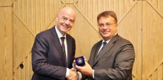 Инфантино: Ме поддржува огромното мнозинство од фудбалскиот свет Претседателот на ФИФА Џани Инфантино
