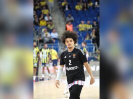 Хифи со 30 поени и промашена тројка за победа: Асвел славеше во Париз со 98-96 Хифи со 30 поени и промашена тројка за победа: Асвел славеше во Париз со 98-96